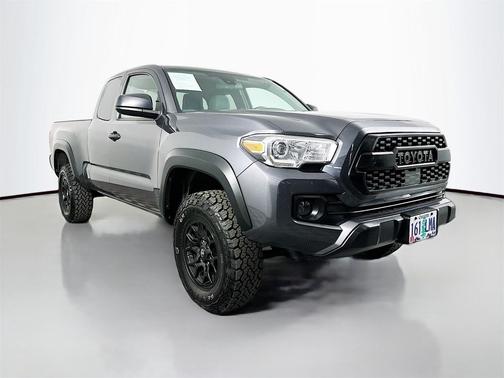 2019 Toyota Tacoma SR