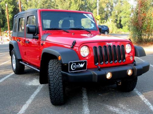 Photo 5 of 25 of 2016 Jeep Wrangler Unlimited Sport