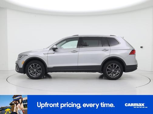 Silver 2022 Volkswagen Tiguan SE