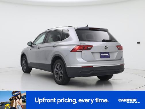 Silver 2022 Volkswagen Tiguan SE