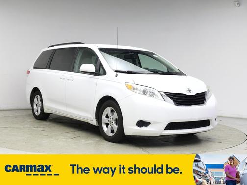 2013 Toyota Sienna LE