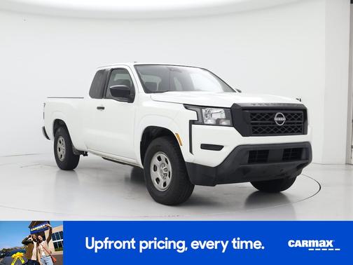 White 2022 Nissan Frontier S