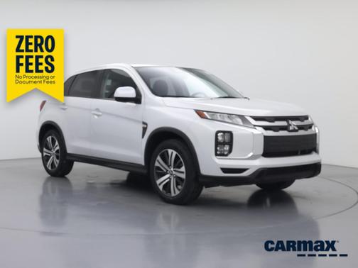 White 2024 Mitsubishi Outlander Sport LE