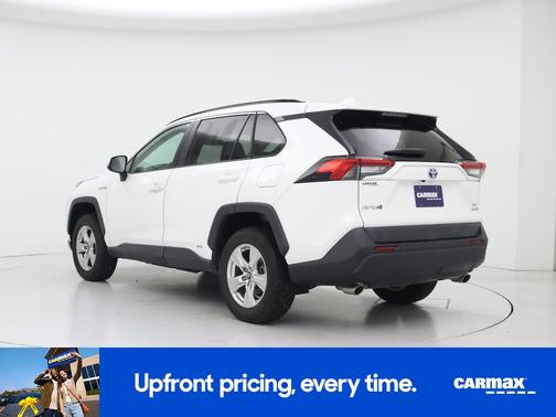 White 2020 Toyota RAV4 Hybrid XLE