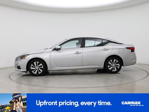 Silver 2022 Nissan Altima S