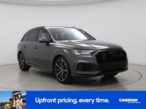 Gray 2024 Audi Q7 Prestige