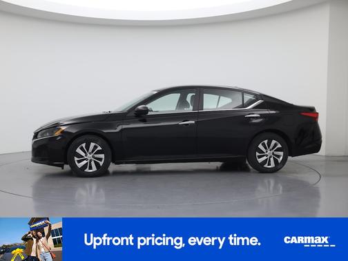 Black 2025 Nissan Altima S