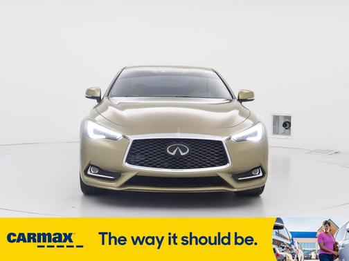 2019 INFINITI Q60 Luxe