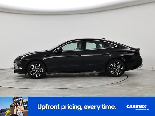 Black 2025 Hyundai SONATA SEL