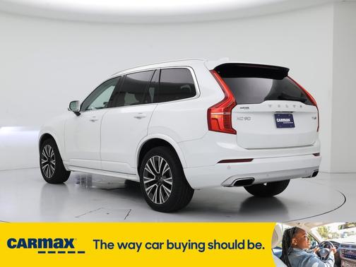2020 Volvo XC90 T6 Momentum