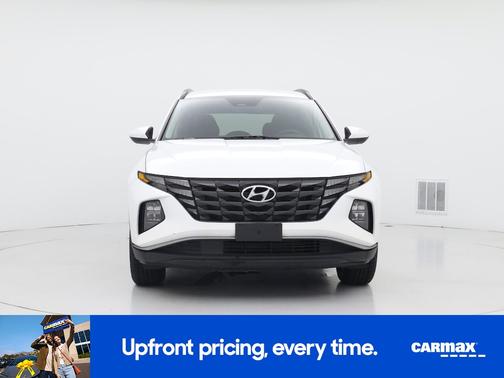White 2024 Hyundai TUCSON SEL