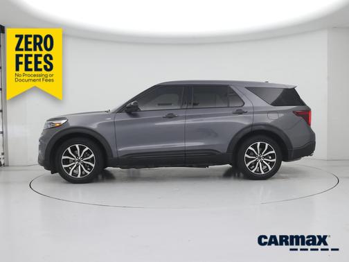Gray 2022 Ford Explorer ST-Line
