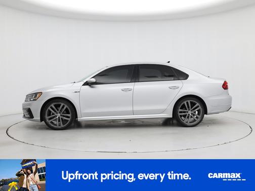 2018 Volkswagen Passat R-Line