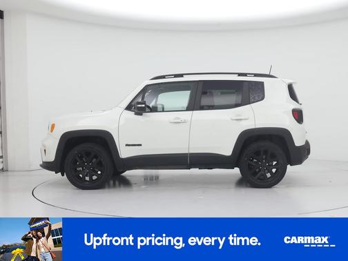 White 2022 Jeep Renegade Latitude