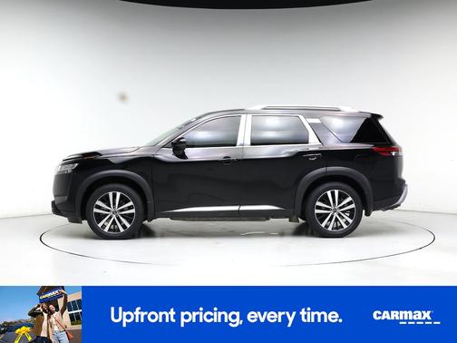 Black 2023 Nissan Pathfinder Platinum