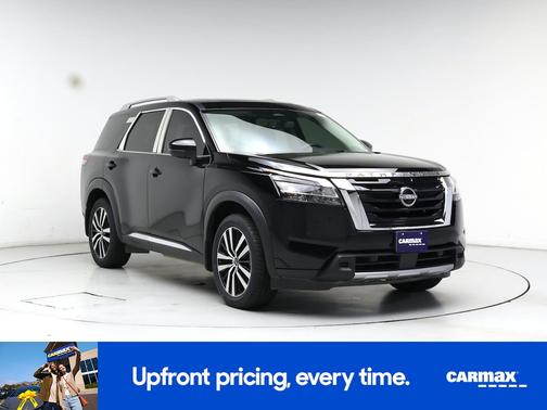 Black 2023 Nissan Pathfinder Platinum