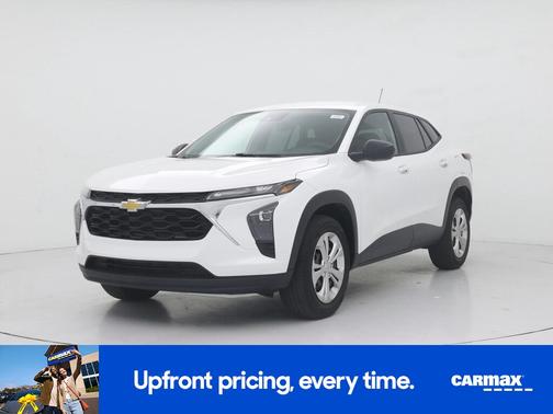 White 2024 Chevrolet Trax LS