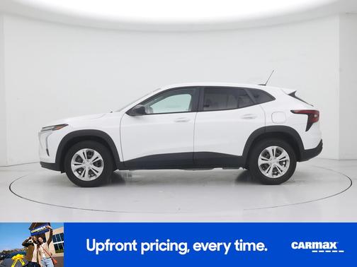 White 2024 Chevrolet Trax LS