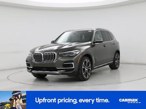 Green 2023 BMW X5 xDrive40i