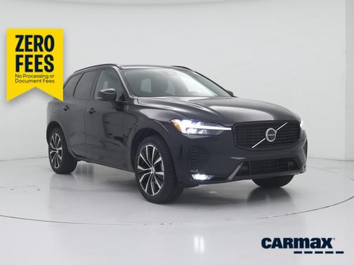 Black 2024 Volvo XC60 B5 Plus Dark Theme