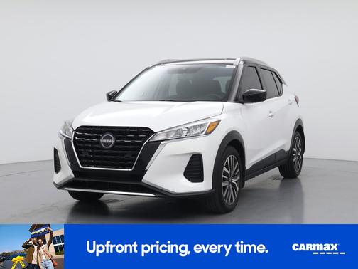 White 2022 Nissan Kicks SV
