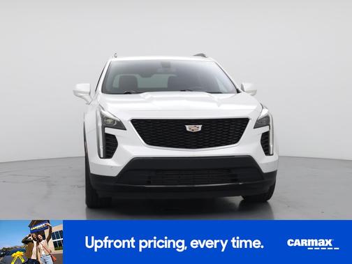 White 2019 Cadillac XT4 Sport