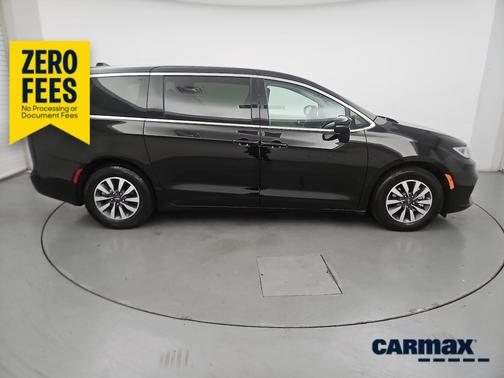 Black 2024 Chrysler Pacifica Hybrid Select