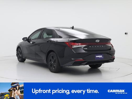 Black 2021 Hyundai ELANTRA SEL