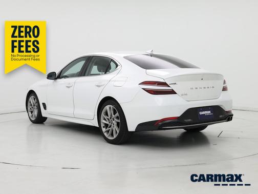 White 2022 Genesis G70 2.0T