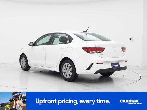 White 2023 Kia Rio LX