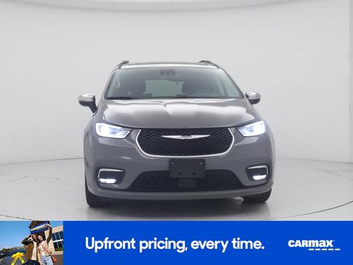 Gray 2023 Chrysler Pacifica Limited