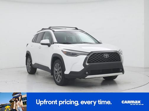 White 2023 Toyota Corolla Cross XLE