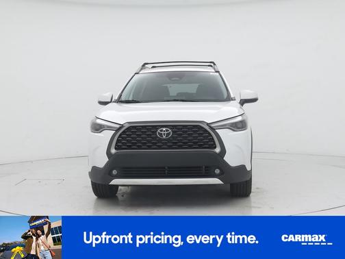 White 2023 Toyota Corolla Cross XLE