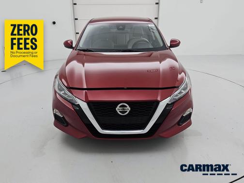 Red 2022 Nissan Altima SV