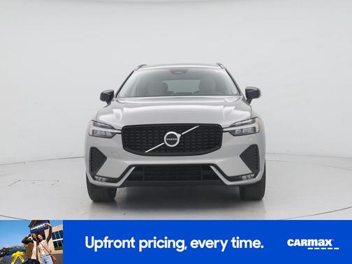 2023 Volvo XC60 B5 Plus Dark Theme
