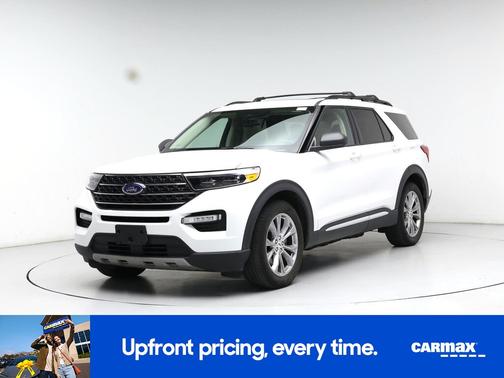 White 2021 Ford Explorer XLT