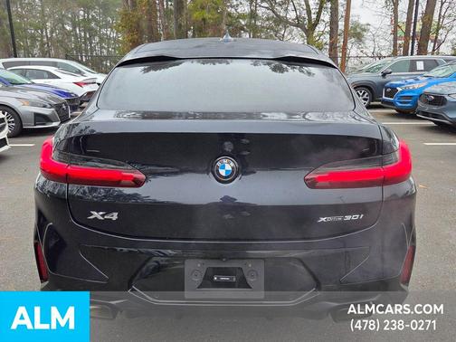 2025 BMW X4 xDrive30i