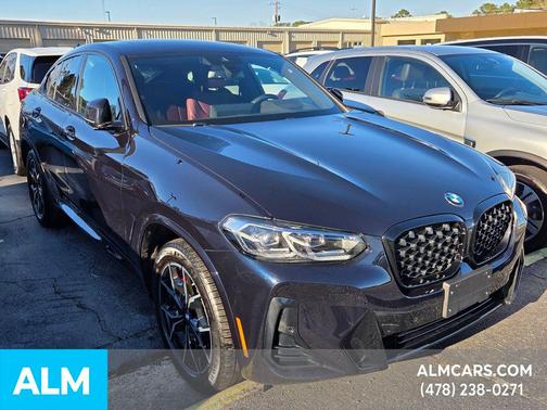 2025 BMW X4 xDrive30i