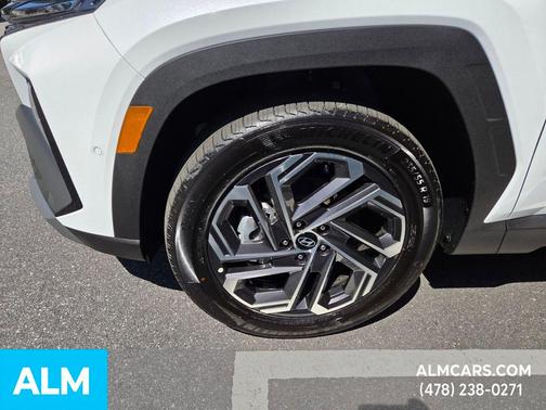 Shimmering Silver Pearl 2025 Hyundai SANTA FE SEL