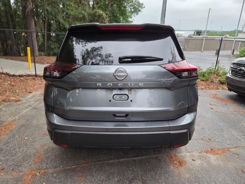 Gun Metallic 2025 Nissan Rogue SV