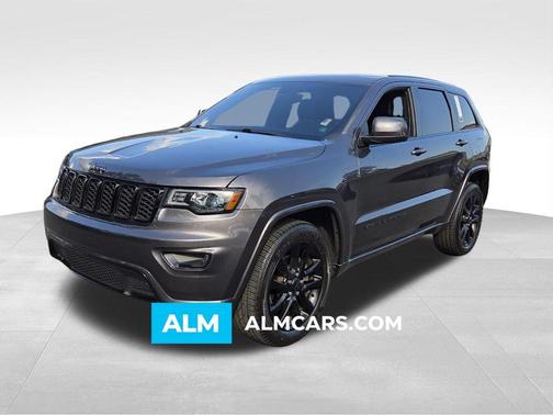Granite Crystal Clearcoat Metallic 2017 Jeep Grand Cherokee Altitude
