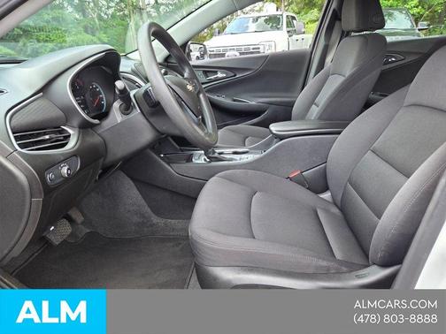 Summit White 2024 Chevrolet Malibu LT