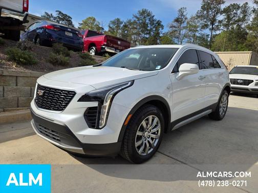 2023 Cadillac XT4 Premium Luxury