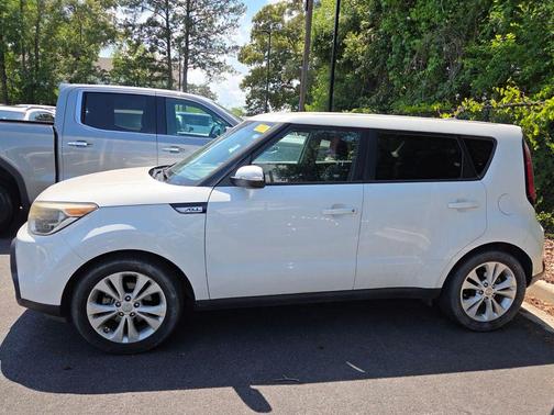 Clear White 2014 Kia Soul +