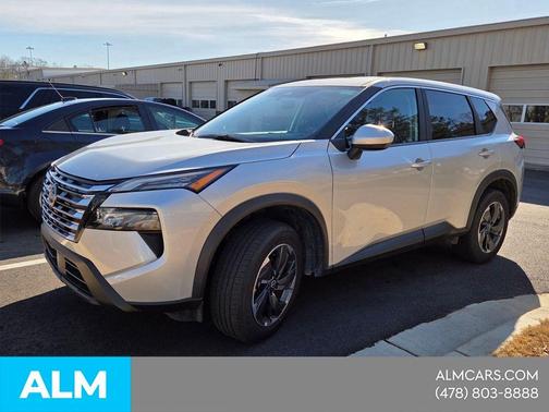 2025 Nissan Rogue SV