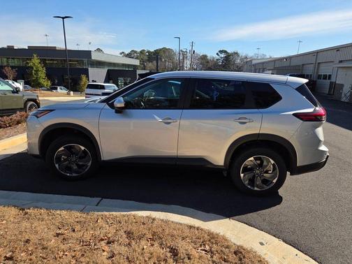 Brilliant Silver Metallic 2025 Nissan Rogue SV