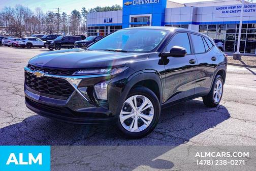 2025 Chevrolet Trax LS