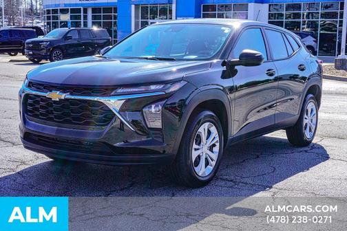 2025 Chevrolet Trax LS