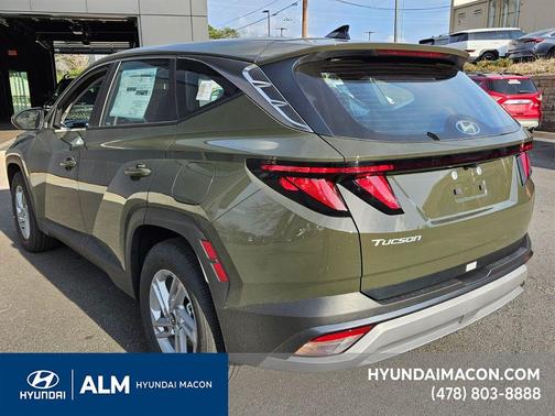 2026 Hyundai TUCSON SE