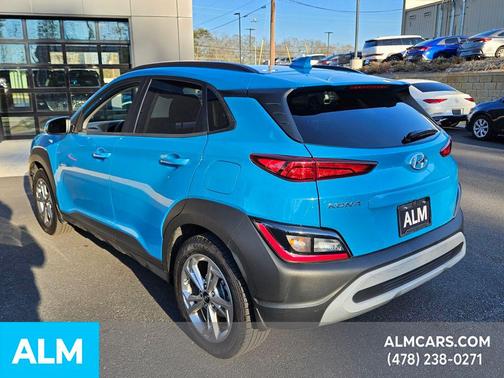 2022 Hyundai KONA SEL